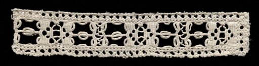 Lace fragment