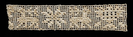 Lace fragment