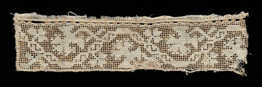 Lace fragment