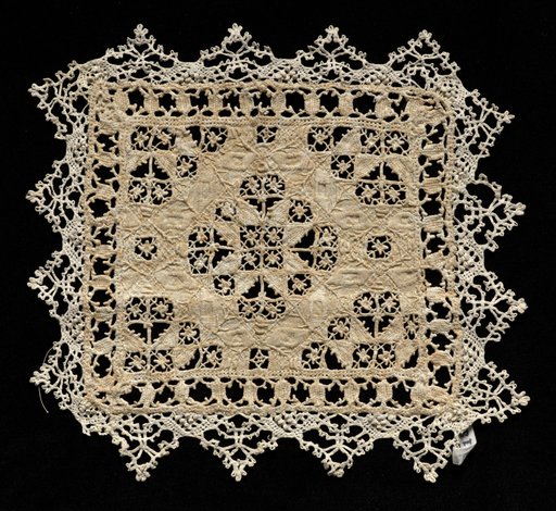 Lace Square