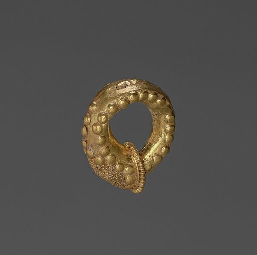 Earring