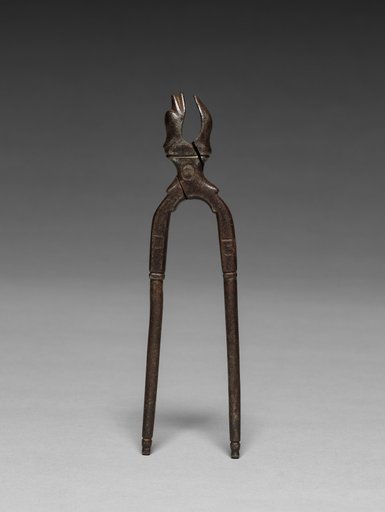 Pliers