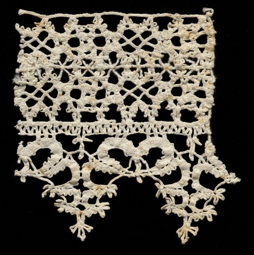 Lace Insertion with Edging of Points