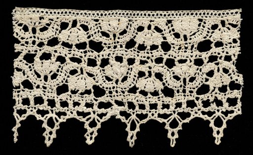 Lace Insertion with Edging of Points