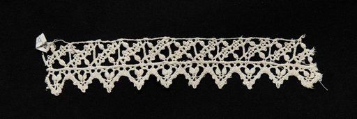 Lace Insertion with Edging of Points