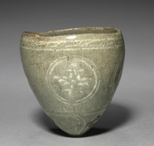 Cup with Inlaid Chrysanthemum Design