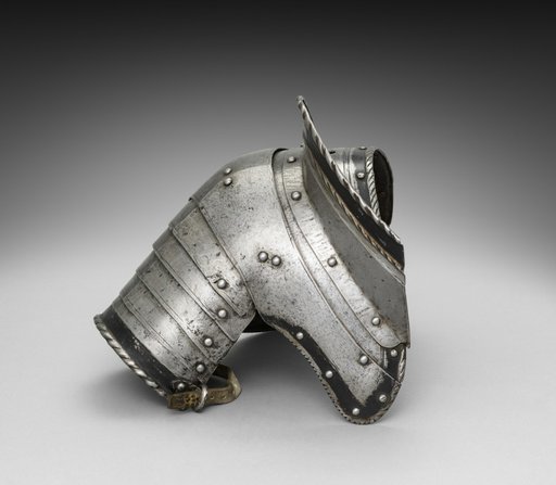Right Pauldron with Guard Brace