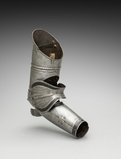 Right Vambrace