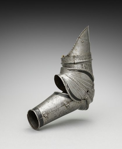 Left Vambrace