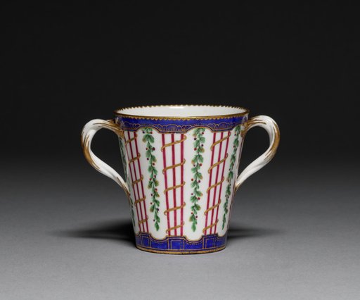 Cup