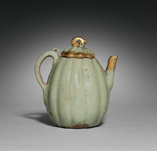Melon-shaped Wine Ewer