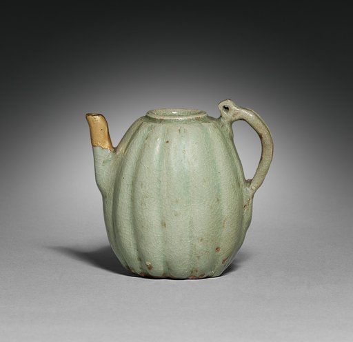 Melon-shaped Wine Ewer