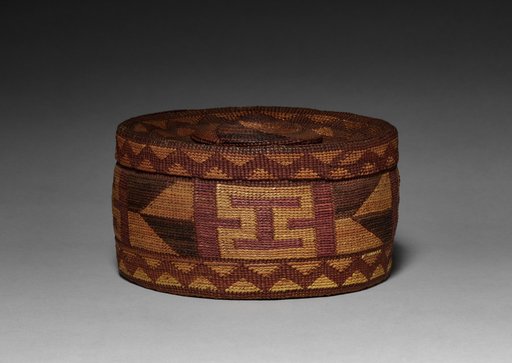 Basket with Rattle Top