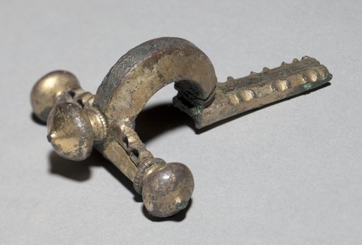 Crossbow Fibula