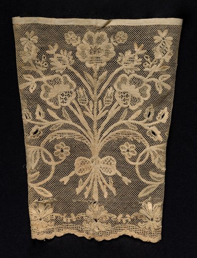 Cuff with Floral Vines
