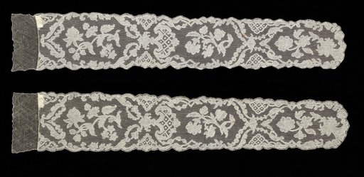 Lace Lappets (pair)