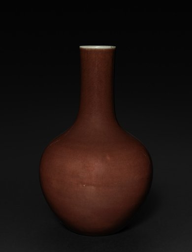 Bottle-shaped Vase