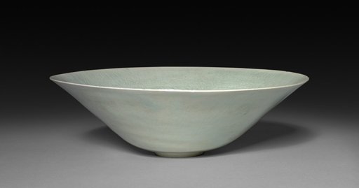 Coniform Bowl