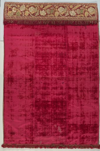 Curtain