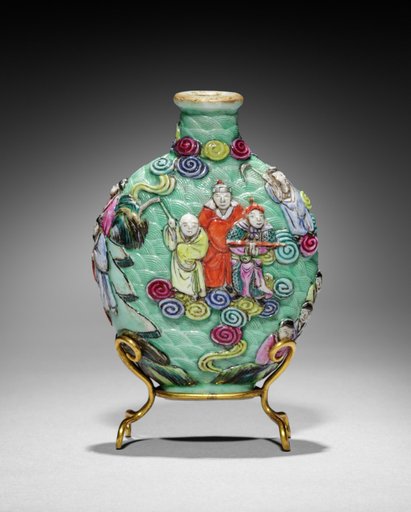 Flattened Ovoid Snuff Bottle with Stopper
