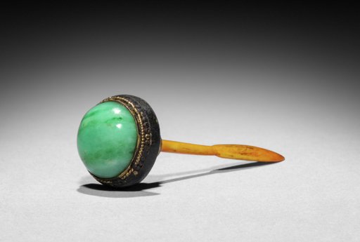 Flattened Ovoid Snuff Bottle with Stopper (stopper)