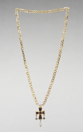 Chain with Pendant Cross