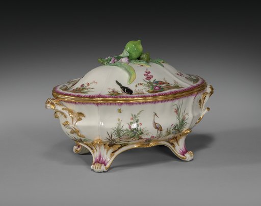 Covered Tureen (Terrine ancienne or Terrine ordinaire)