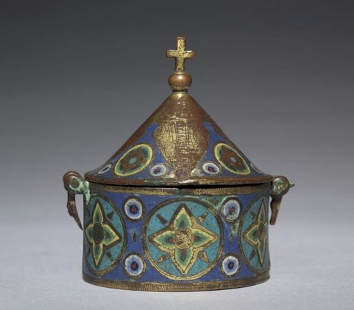 Pyx