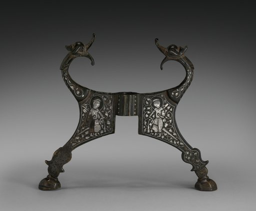 Dragon-headed Stand