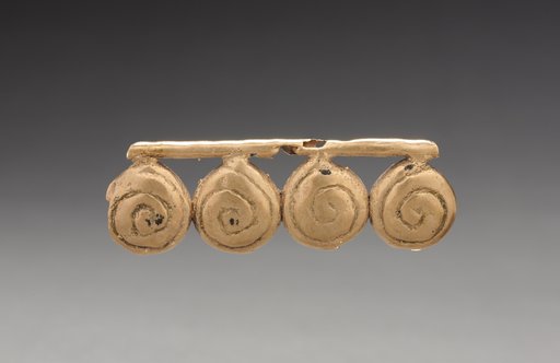 Linked Shells Pendant