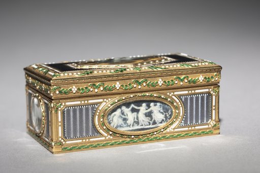 Snuff Box (Tabatière)