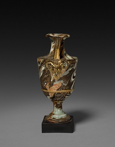 Urn