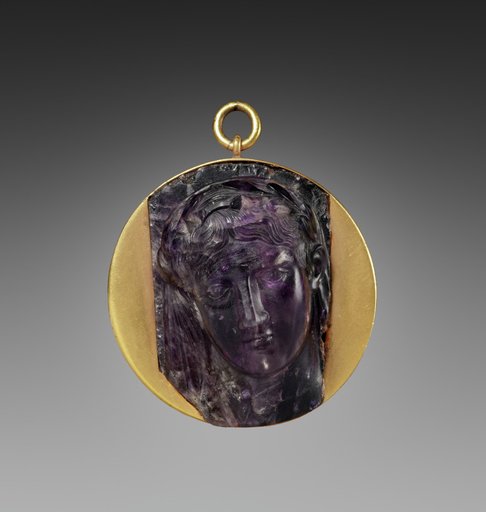 Cameo: Head of a Woman