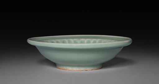 Plate: Longquan Ware