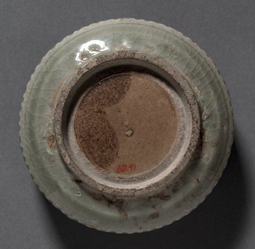 Covered Box with Carved Floral Design: Yaozhou Ware