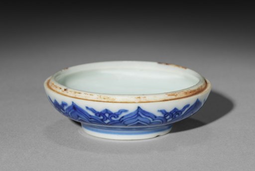 Round Covered Box with Medallions