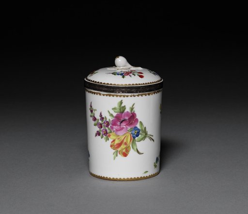 Covered Jar (Pot de tabac)