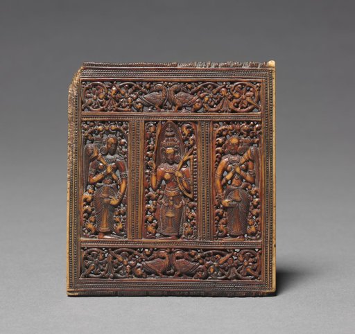 Comb with Devi and Attendants