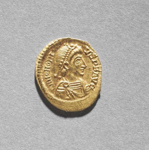 Solidus of Arkadios (obverse)