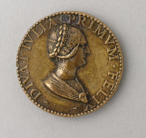 Diva Julia (obverse) Dubia Fortuna (reverse)