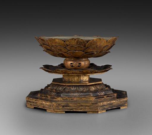 Seated Buddha (lotus pedestal)