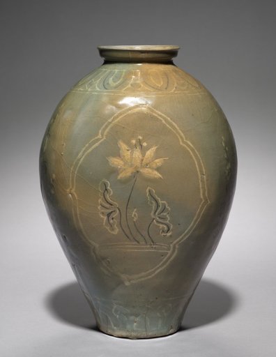 Flask with Inlaid Lotus Design