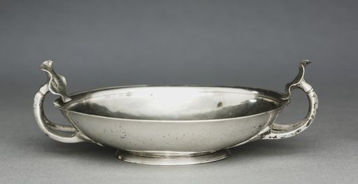 Stemless Kylix