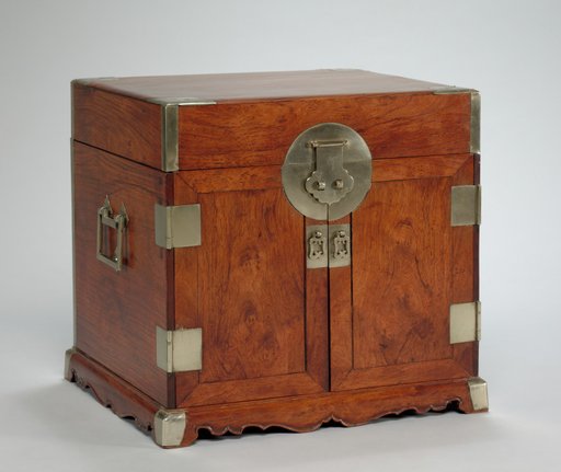 Small Chest with Inner Drawers