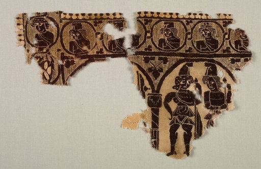Neck Ornament of a Tunic