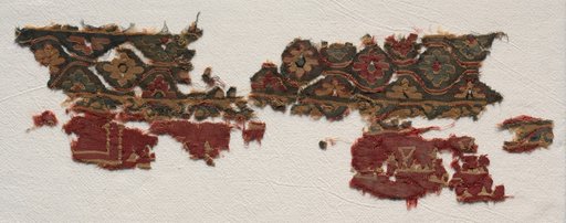 Tiraz with foliate band
