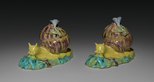 Pair of Covered Boxes in the Form of Snails