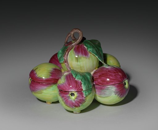 Covered Box in the Form of Apples