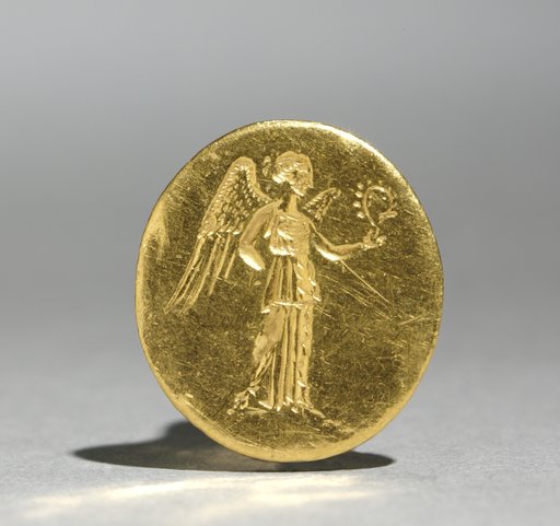Finger Ring with Figure of Nike
