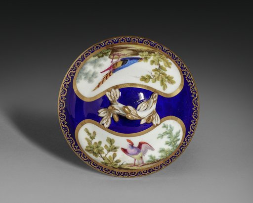 Cover for a Broth Bowl (Écuelle)